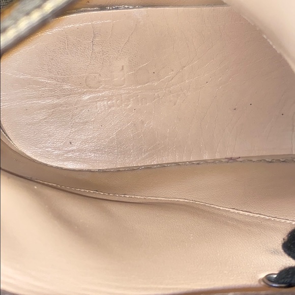 Gucci Gg Supreme Canvas Bengal Tiger Sneakers - Picture 8 of 9